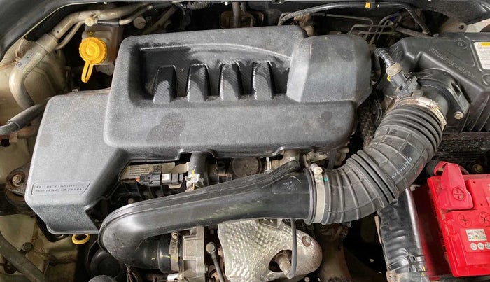 2021 Mahindra XUV300 W6 1.5 DIESEL, Diesel, Manual, 40,159 km, Open Bonet