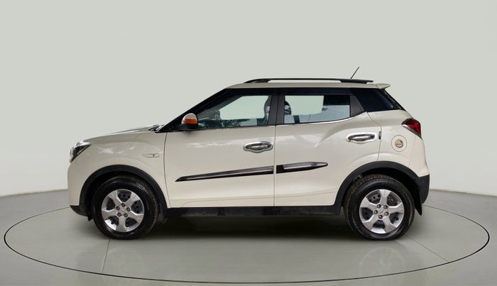 2021 Mahindra XUV300 W6 1.5 DIESEL, Diesel, Manual, 40,159 km, Left Side