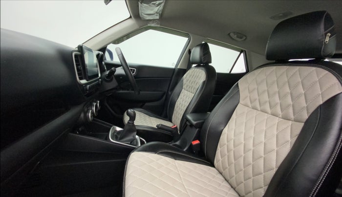 2022 Hyundai VENUE S+ 1.2, Petrol, Manual, 19,284 km, Right Side Front Door Cabin