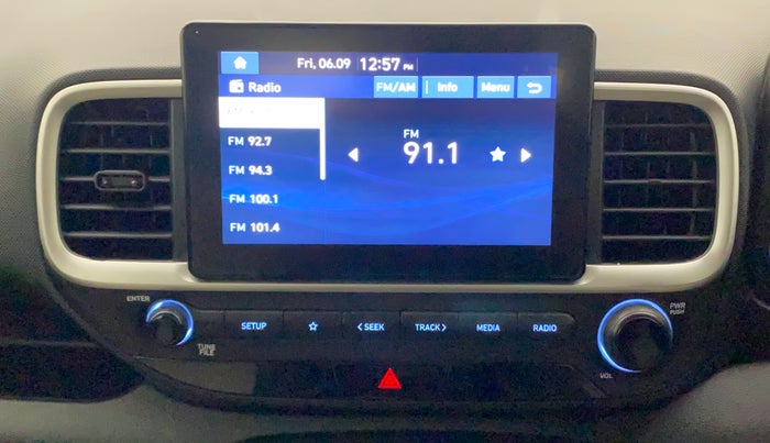 2022 Hyundai VENUE S+ 1.2, Petrol, Manual, 19,284 km, Infotainment System