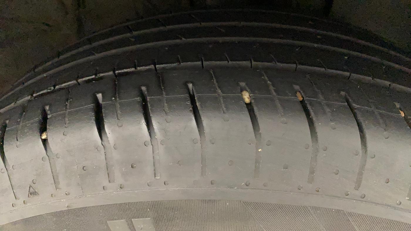 2022 Hyundai VENUE S+ 1.2, Petrol, Manual, 19,284 km, Right Front Tyre Tread