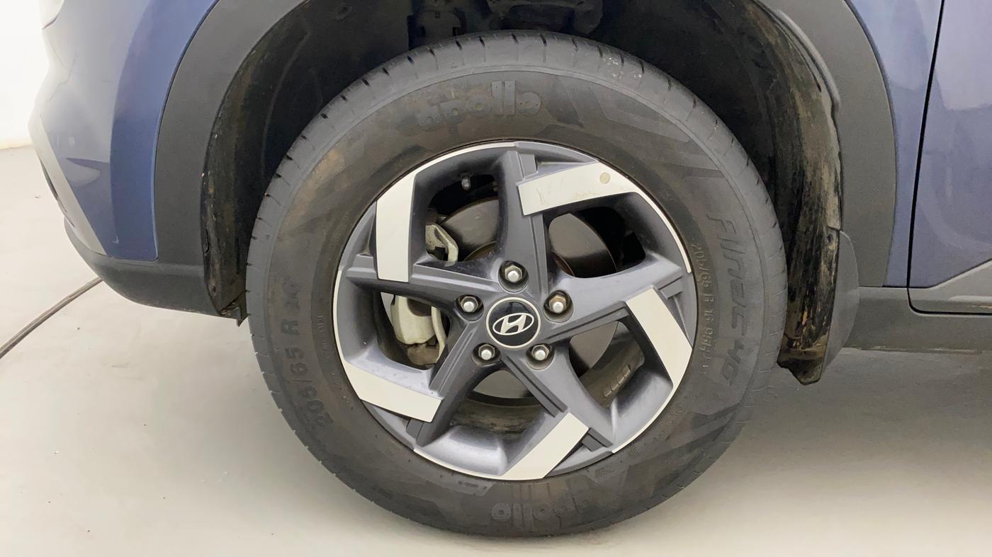 2022 Hyundai VENUE S+ 1.2, Petrol, Manual, 19,284 km, Left Front Wheel