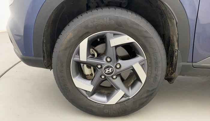 2022 Hyundai VENUE S+ 1.2, Petrol, Manual, 19,284 km, Left Front Wheel