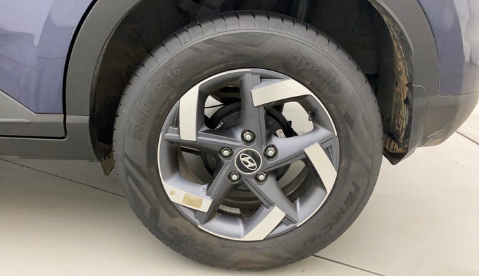 2022 Hyundai VENUE S+ 1.2, Petrol, Manual, 19,284 km, Left Rear Wheel