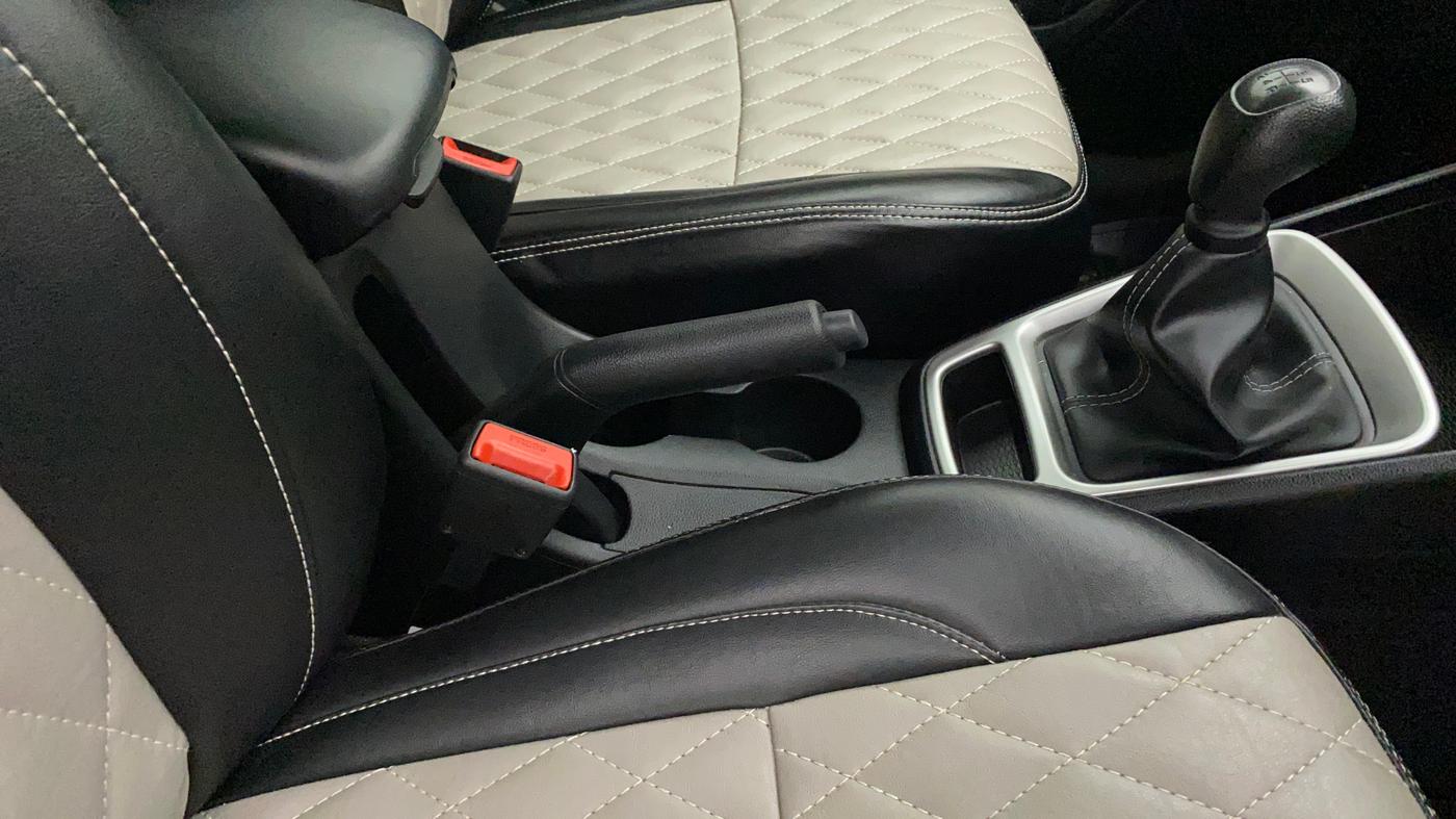 2022 Hyundai VENUE S+ 1.2, Petrol, Manual, 19,284 km, Gear Lever