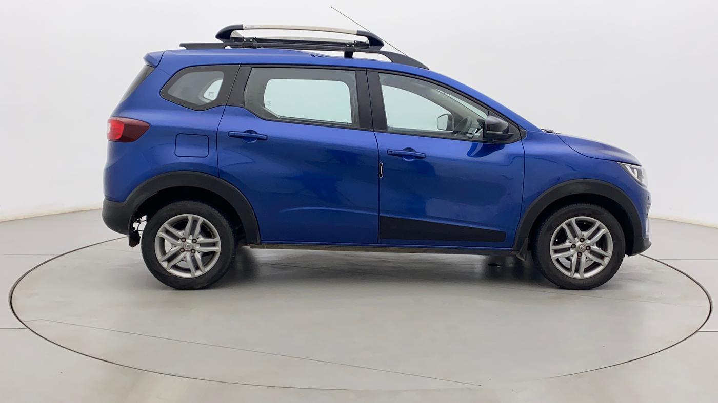 2022 Renault TRIBER RXZ AMT, Petrol, Automatic, 27,565 km, Right Side View