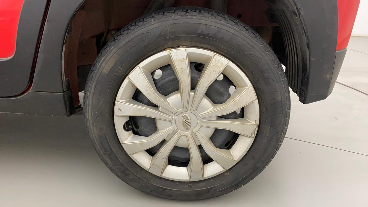 2018 Mahindra KUV 100 NXT K6+ P 6 STR, Petrol, Manual, 55,112 km, Left Rear Wheel