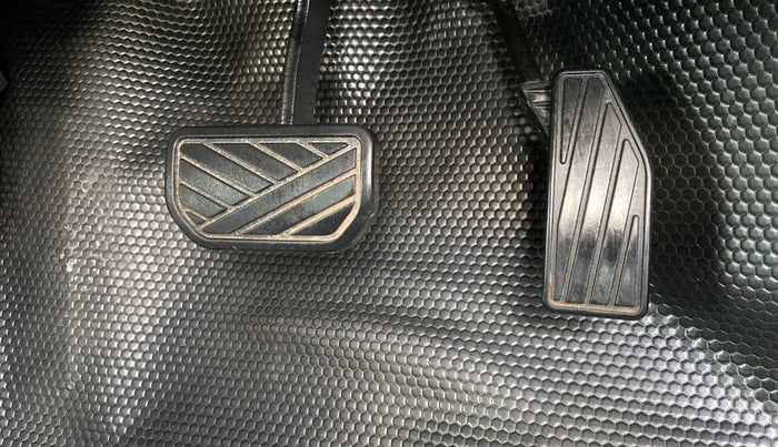 2019 Maruti Swift ZXI PLUS AMT, Petrol, Automatic, 31,642 km, Pedals