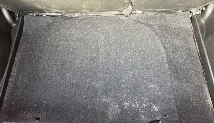 2019 Maruti Swift ZXI PLUS AMT, Petrol, Automatic, 31,642 km, Boot Inside