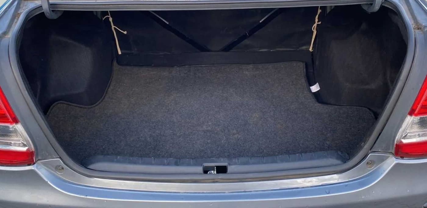 2014 Toyota Etios G, Petrol, Manual, 49,488 km, Boot Inside