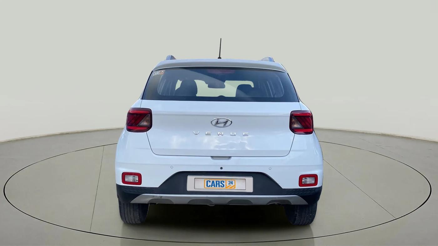 2021 Hyundai VENUE S 1.2, Petrol, Manual, 63,836 km, Back/Rear