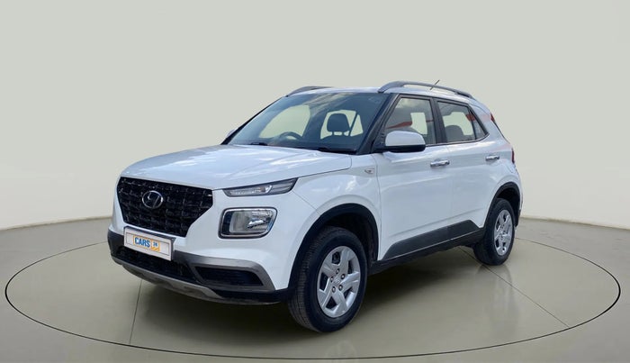 2021 Hyundai VENUE S 1.2, Petrol, Manual, 63,836 km, Left Front Diagonal