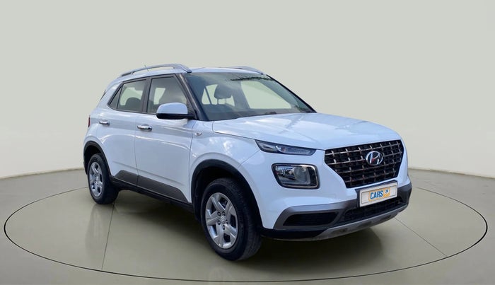 2021 Hyundai VENUE S 1.2, Petrol, Manual, 63,836 km, Right Front Diagonal