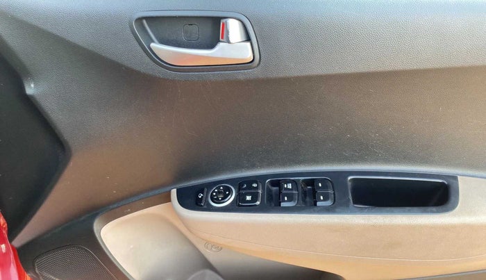 2016 Hyundai Xcent SX 1.2, Petrol, Manual, 62,256 km, Driver Side Door Panels Control