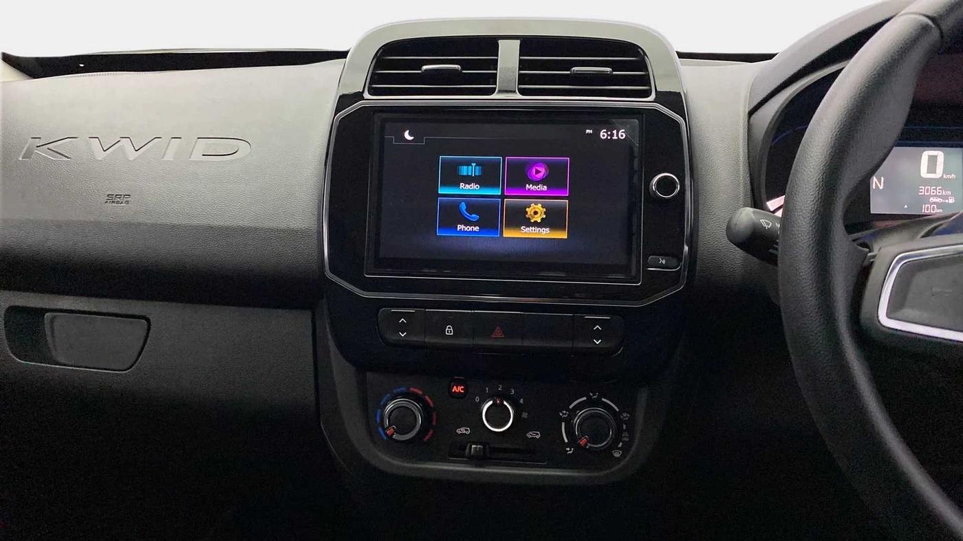 2022 Renault Kwid RXT 1.0 AMT, Petrol, Automatic, 3,052 km, Air Conditioner
