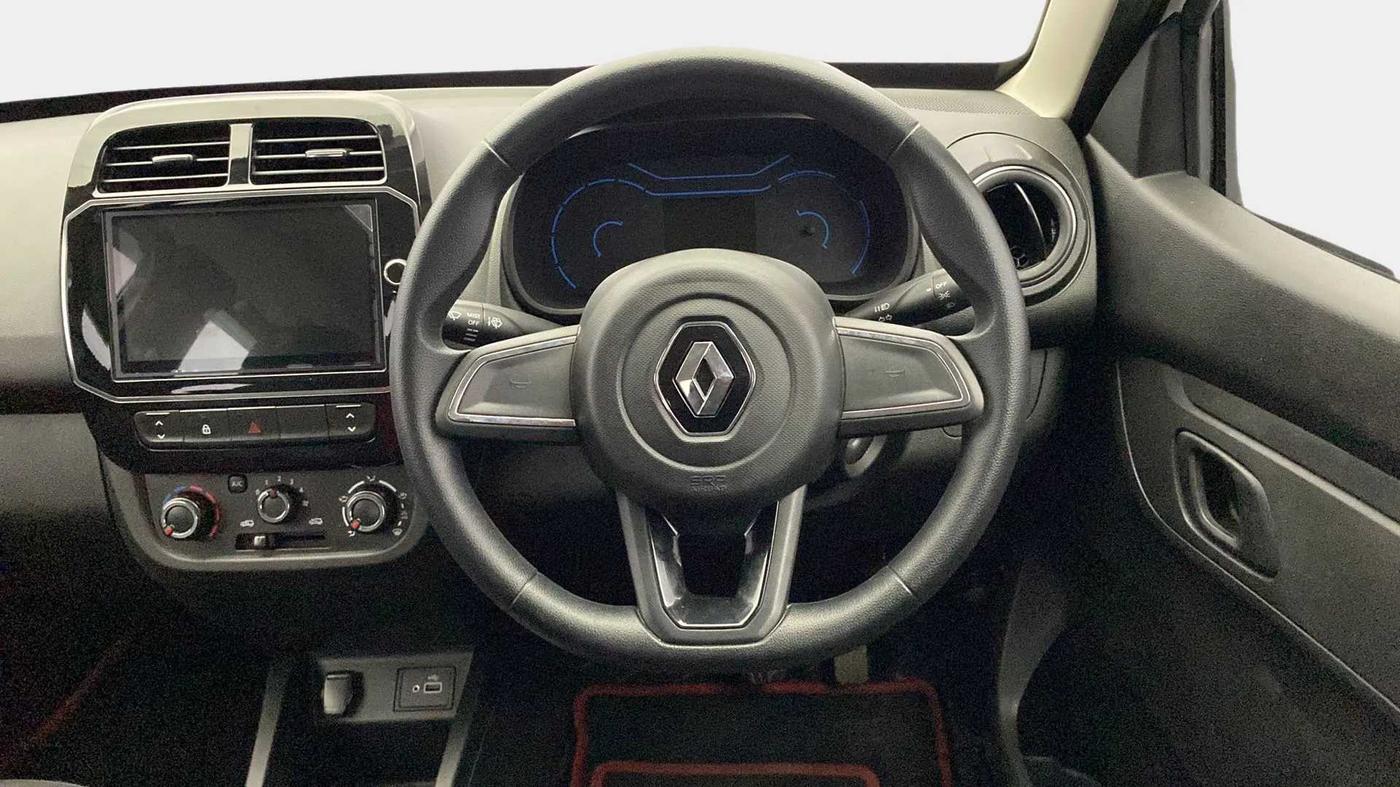 2022 Renault Kwid RXT 1.0 AMT, Petrol, Automatic, 3,052 km, Steering Wheel Close Up