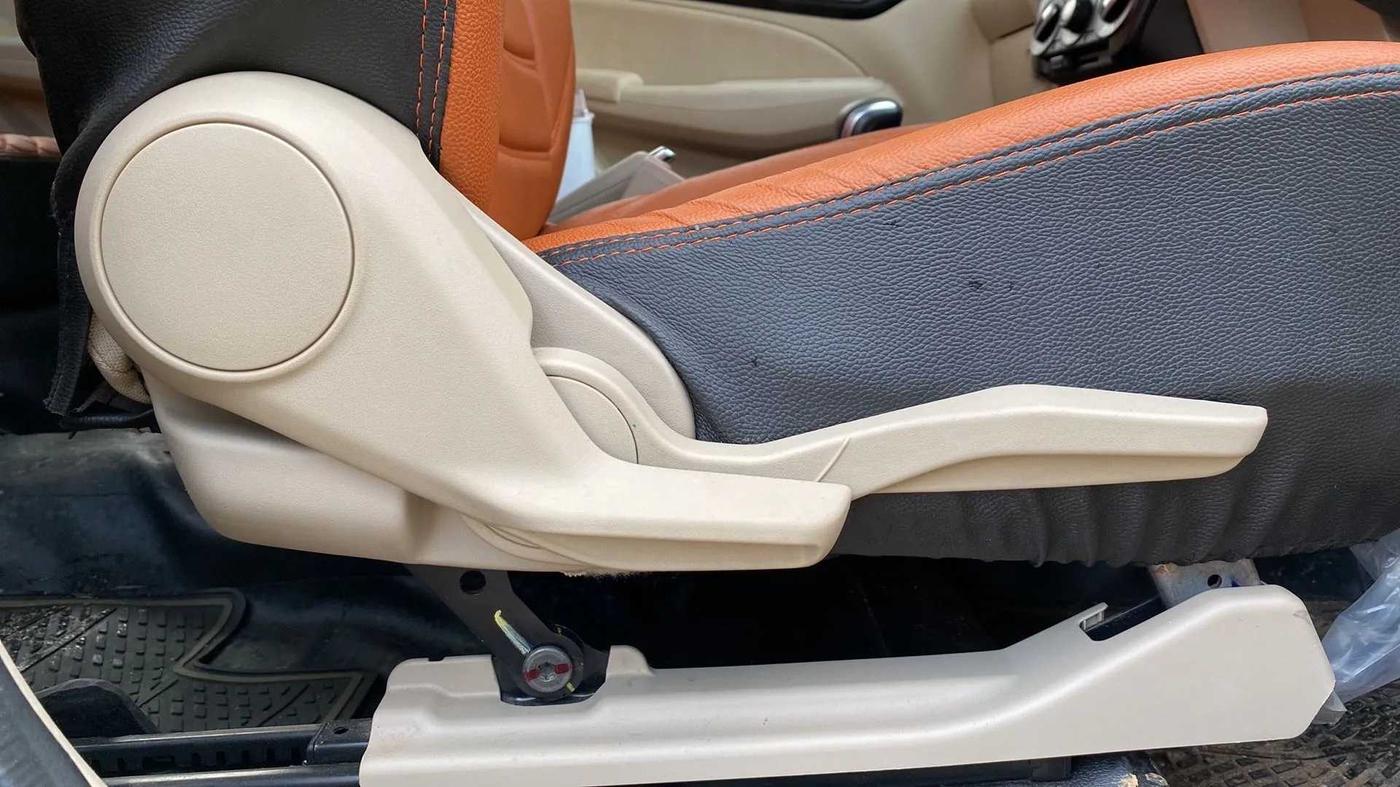2023 Maruti Dzire VXI AMT, Petrol, Automatic, 15,833 km, Driver Side Adjustment Panel