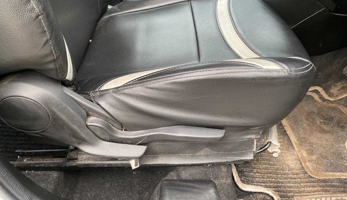 2021 Maruti Swift VXI, Petrol, Manual, 23,743 km, Driver Side Adjustment Panel