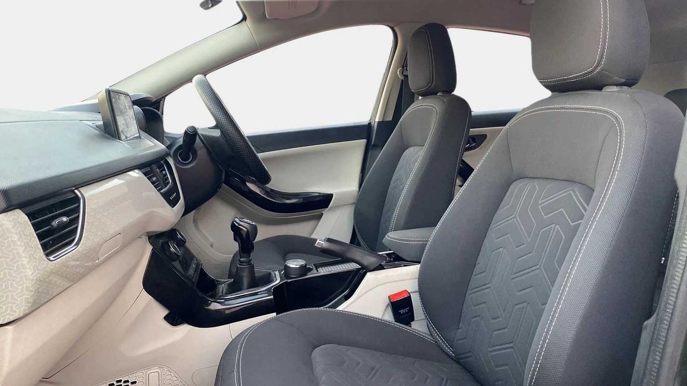 2021 Tata NEXON XZ PLUS PETROL, Petrol, Manual, 46,987 km, Right Side Front Door Cabin
