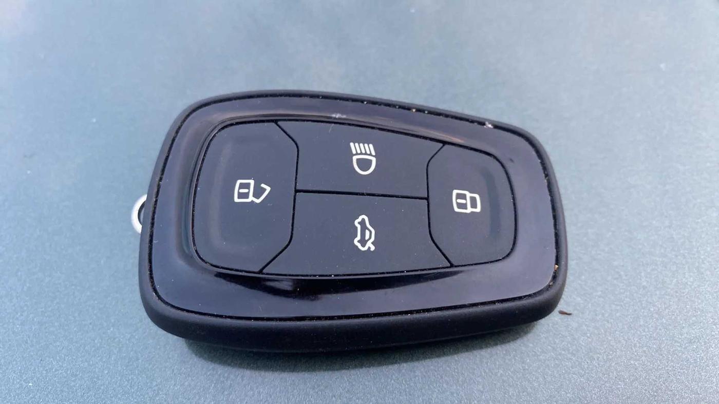 2021 Tata NEXON XZ PLUS PETROL, Petrol, Manual, 46,987 km, Key Close Up