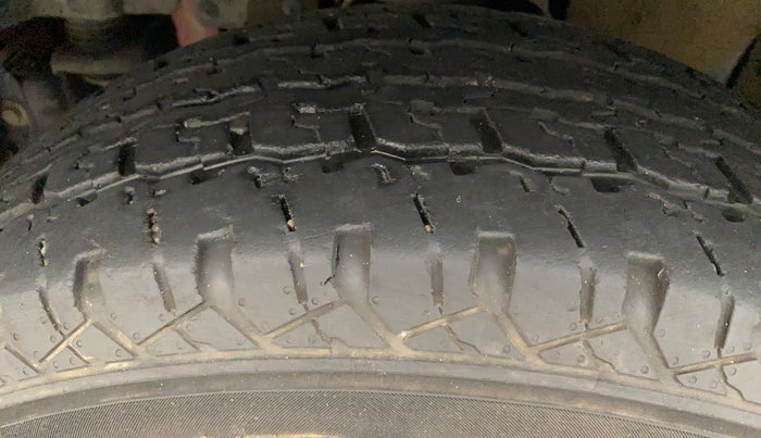 2021 Mahindra Thar LX PETROL HT 4WD AT, Petrol, Automatic, 26,107 km, Left Rear Tyre Tread