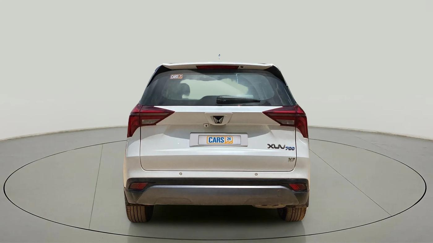 2021 Mahindra XUV700 AX 7 P MT 7 STR, Petrol, Manual, 52,387 km, Back/Rear