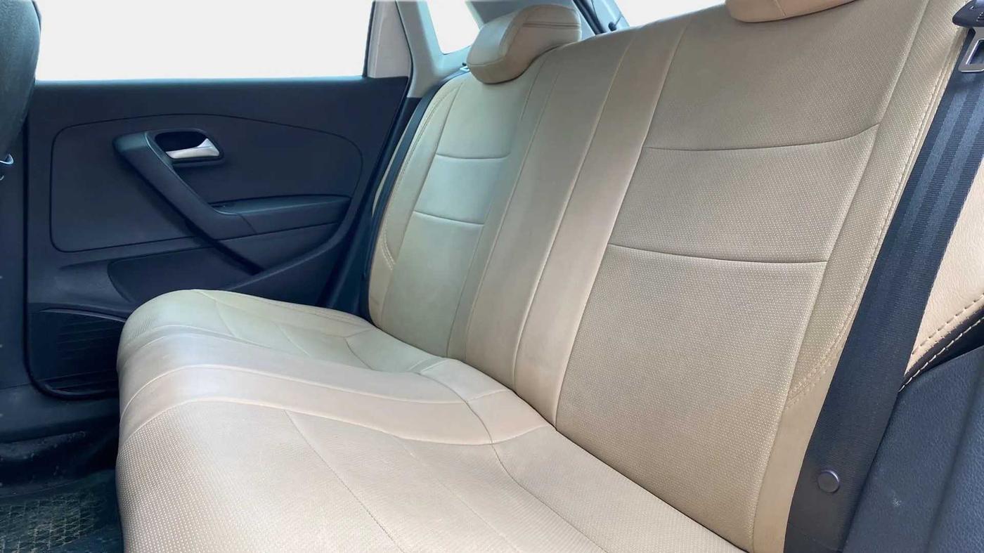 2021 Volkswagen Polo HIGHLINE PLUS 1.0L TSI AT, Petrol, Automatic, 60,040 km, Right Side Rear Door Cabin