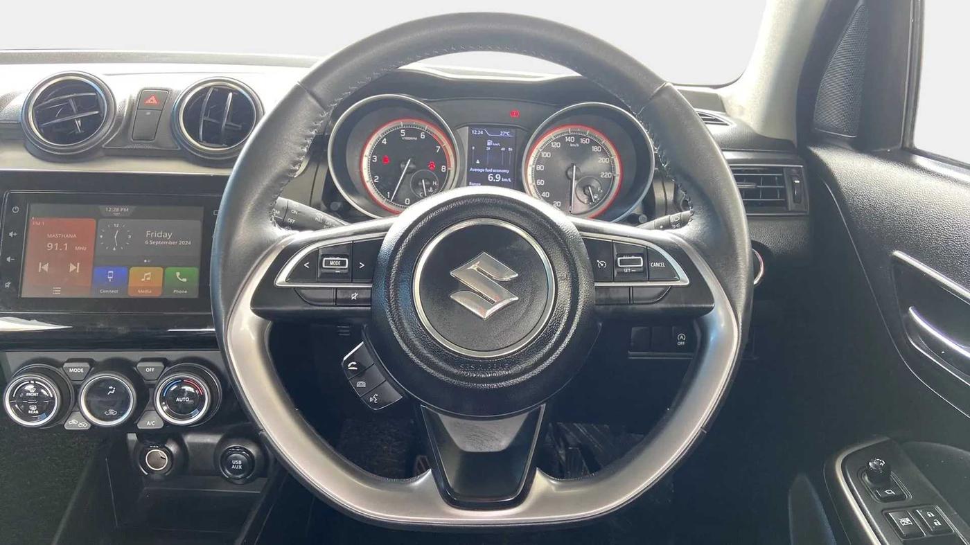 2021 Maruti Swift ZXI PLUS, Petrol, Manual, 18,164 km, Steering Wheel Close Up