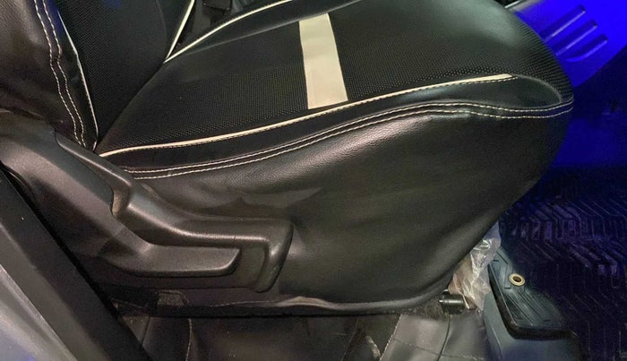 2020 Maruti IGNIS SIGMA 1.2, Petrol, Manual, 23,828 km, Driver Side Adjustment Panel