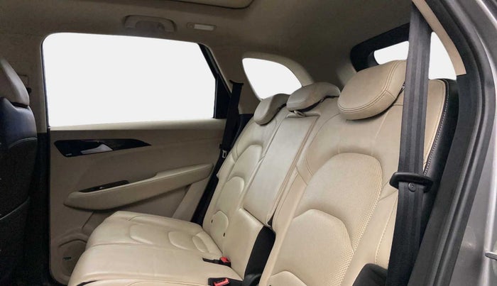 2021 MG HECTOR SHARP HYBRID 1.5 PETROL, Petrol, Manual, 39,012 km, Right Side Rear Door Cabin