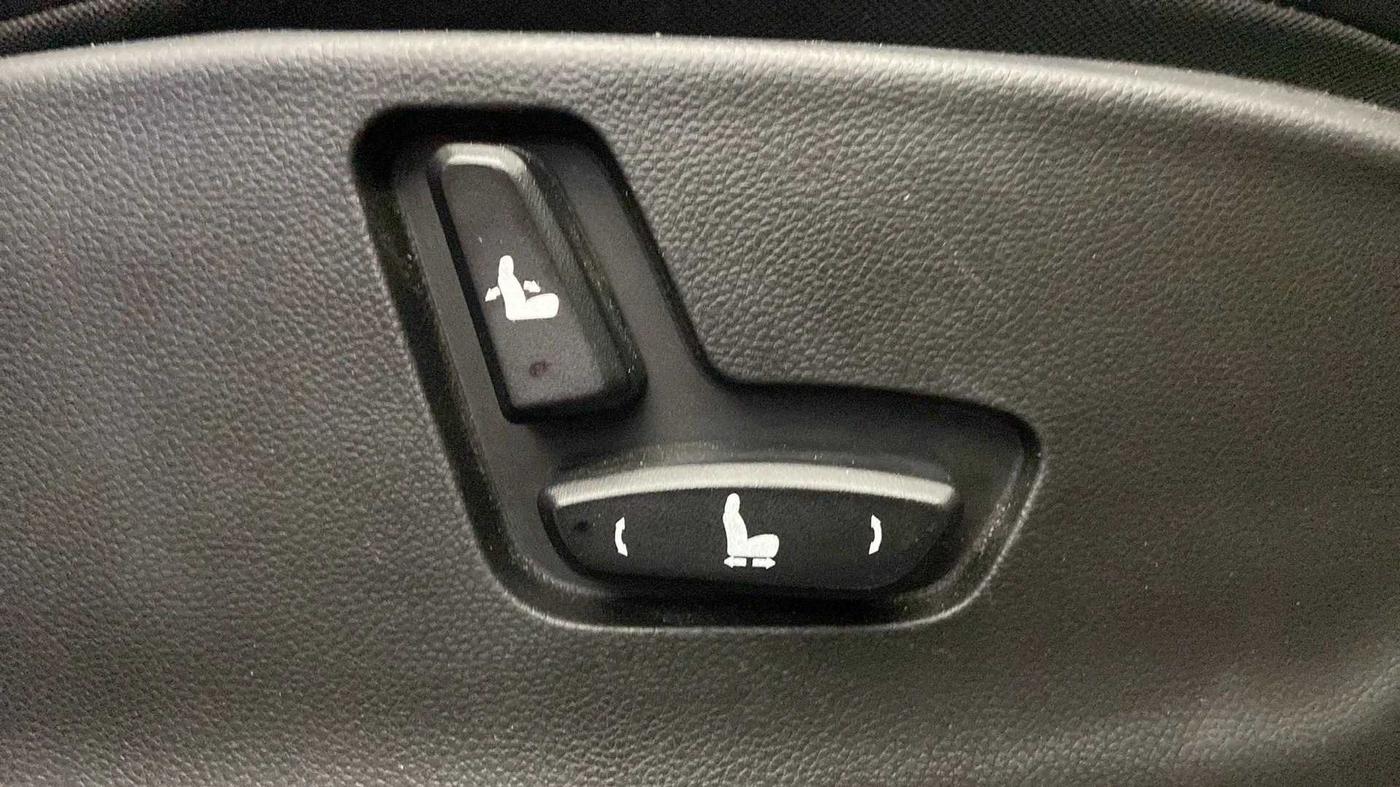 2021 MG HECTOR SHARP HYBRID 1.5 PETROL, Petrol, Manual, 39,012 km, Driver Side Adjustment Panel