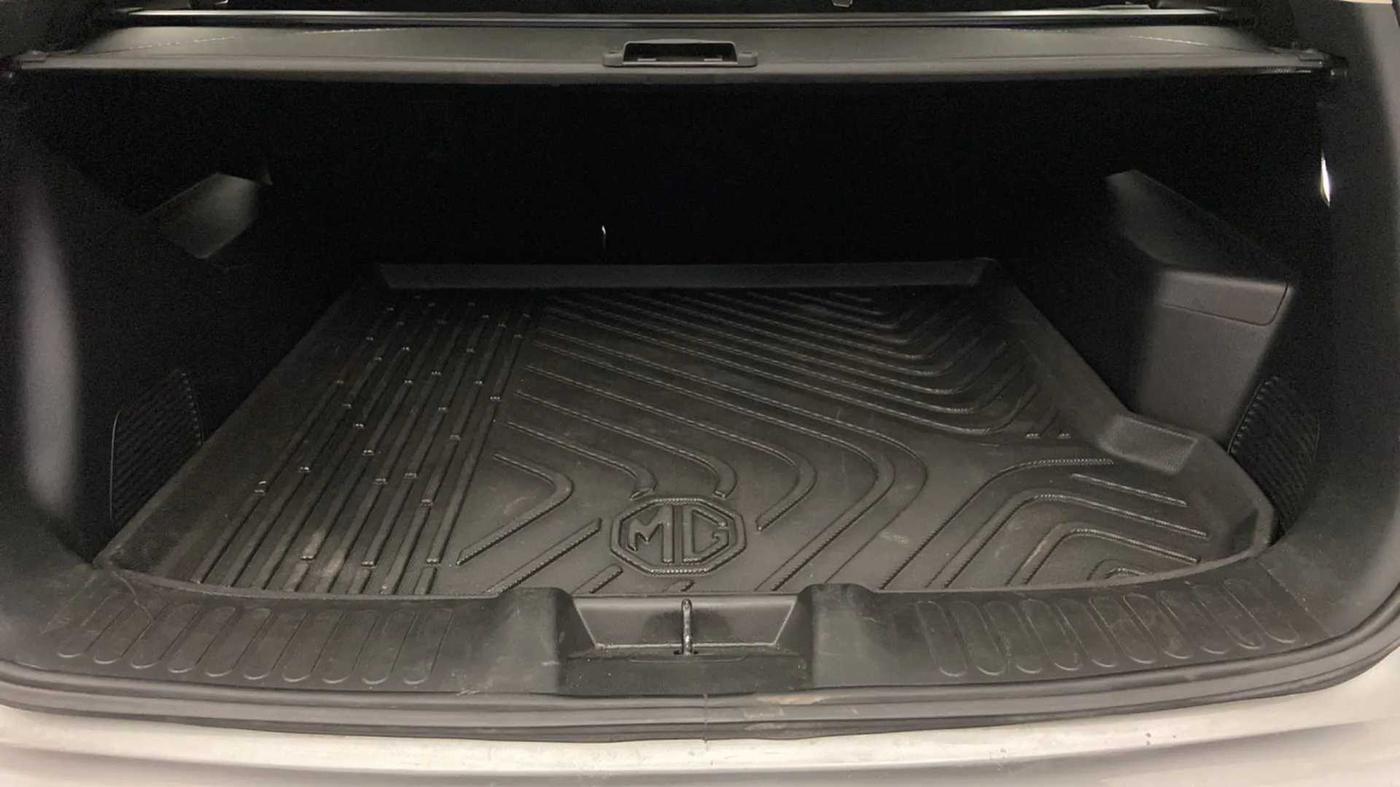 2021 MG HECTOR SHARP HYBRID 1.5 PETROL, Petrol, Manual, 39,012 km, Boot Inside
