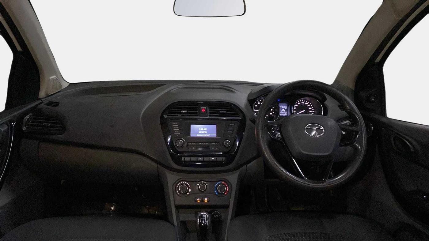 2018 Tata TIGOR XT PETROL, Petrol, Manual, 61,058 km, Dashboard
