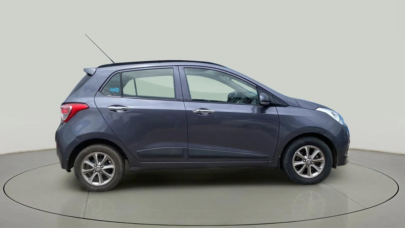 2016 Hyundai Grand i10 ASTA (O) 1.2 KAPPA VTVT, Petrol, Manual, 41,072 km, Right Side