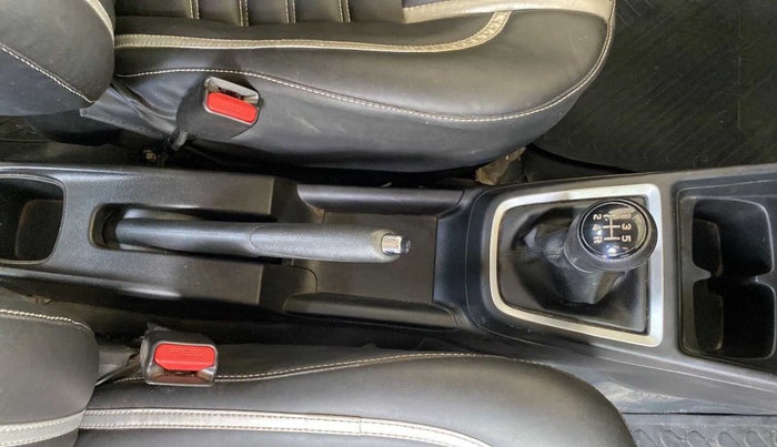 2022 Maruti Swift VXI, Petrol, Manual, 29,967 km, Gear Lever
