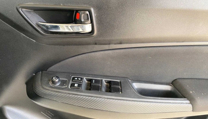 2022 Maruti Swift VXI, Petrol, Manual, 29,967 km, Driver Side Door Panels Control