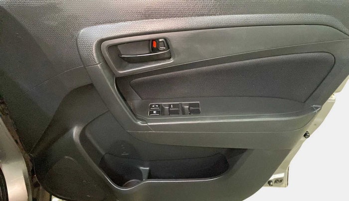 2016 Maruti Vitara Brezza VDI, Diesel, Manual, 50,281 km, Driver Side Door Panels Control