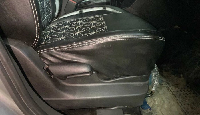 2016 Maruti Vitara Brezza VDI, Diesel, Manual, 50,281 km, Driver Side Adjustment Panel