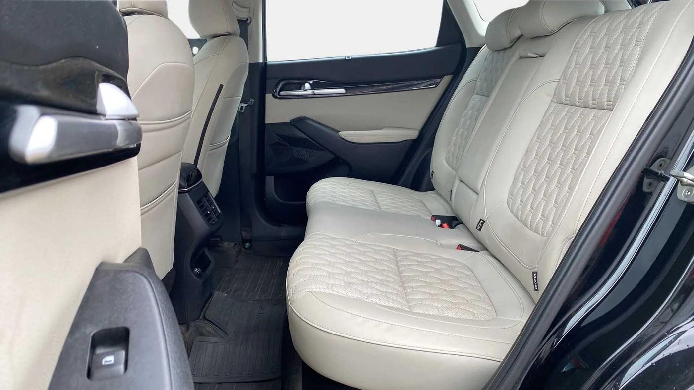2020 KIA SELTOS HTX 1.5 PETROL, Petrol, Manual, 20,773 km, Right Side Rear Door Cabin