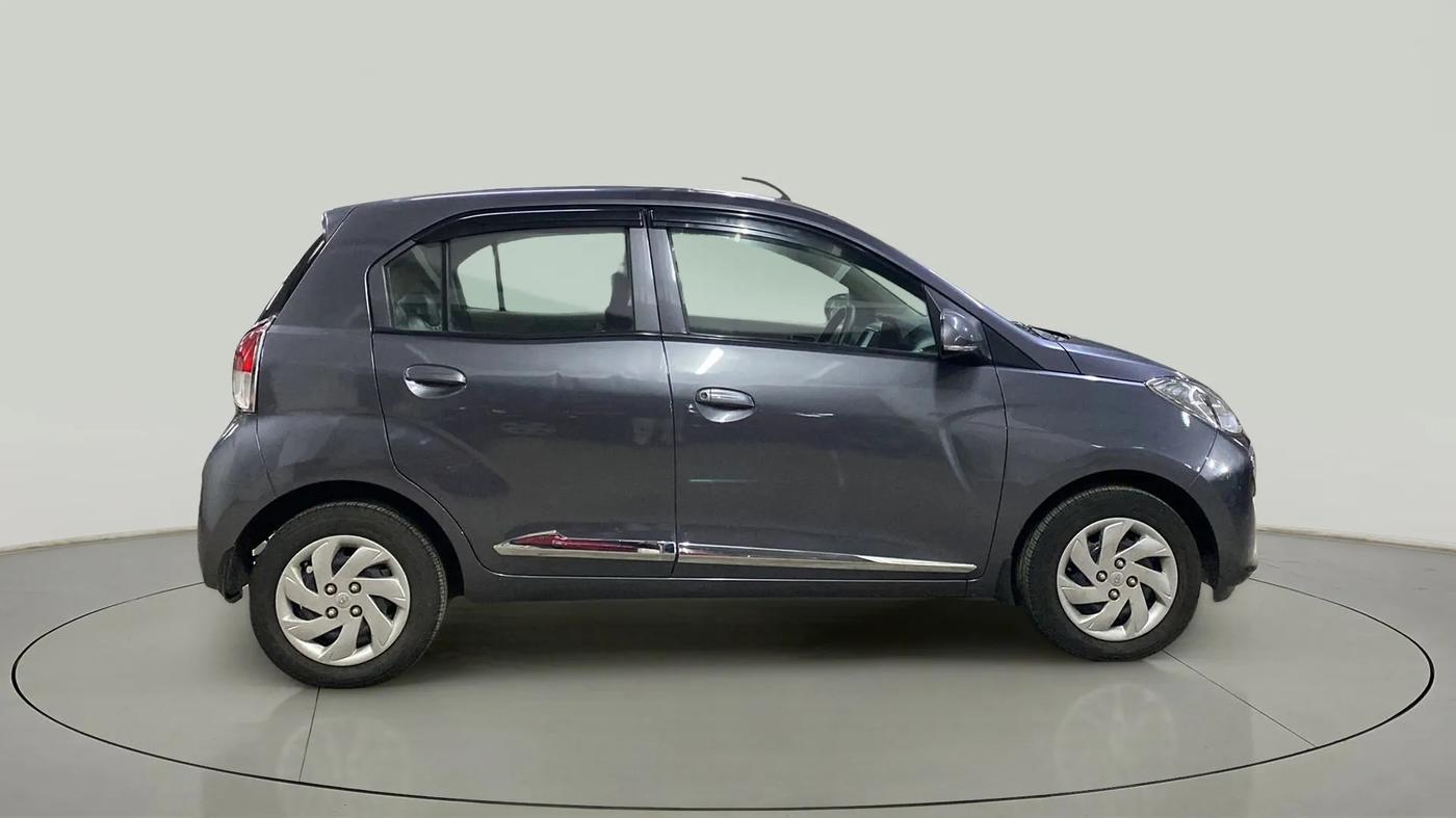 2019 Hyundai NEW SANTRO SPORTZ CNG, CNG, Manual, 20,018 km, Right Side View