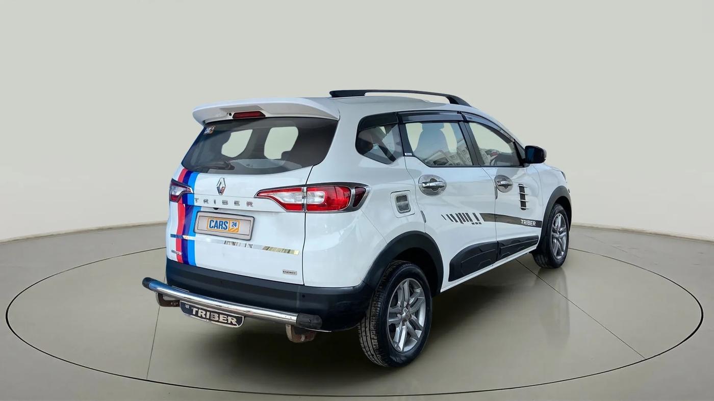 2021 Renault TRIBER RXZ, Petrol, Manual, 27,937 km, Right Back Diagonal