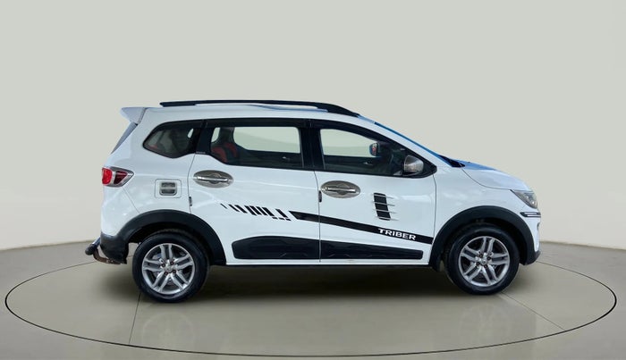 2021 Renault TRIBER RXZ, Petrol, Manual, 27,937 km, Right Side View