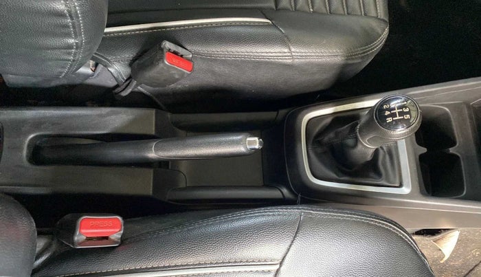 2022 Maruti Swift VXI, Petrol, Manual, 43,954 km, Gear Lever