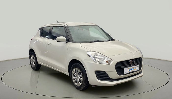 2018 Maruti Swift VXI AMT, Petrol, Automatic, 8,501 km, Right Front Diagonal