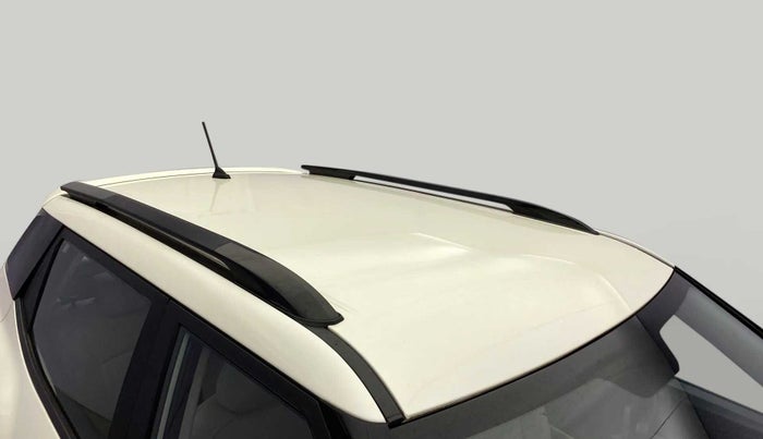 2020 Mahindra XUV300 W6 1.2 PETROL, Petrol, Manual, 33,032 km, Roof