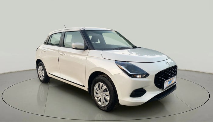 2024 Maruti Swift VXi AMT, Petrol, Automatic, 2,492 km, Right Front Diagonal