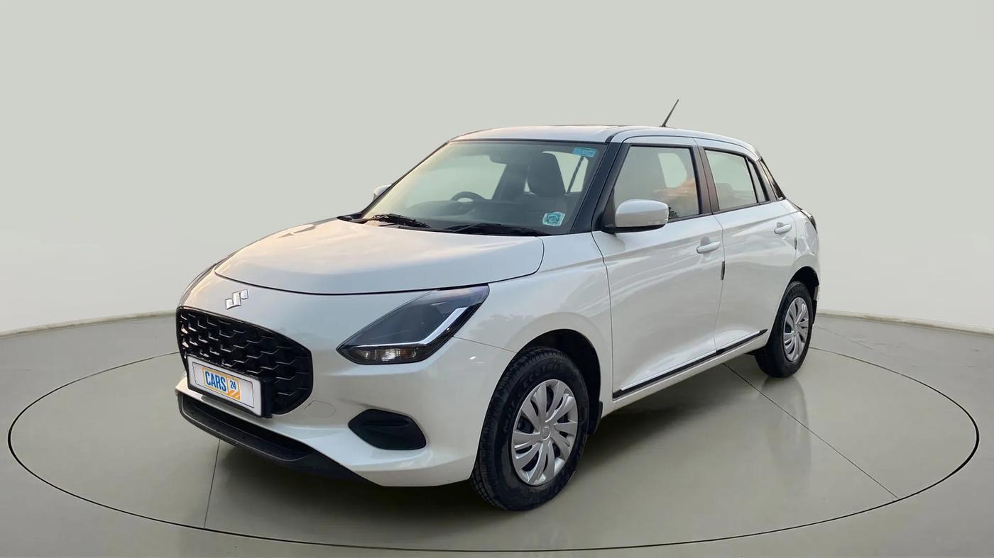 2024 Maruti Swift VXi AMT, Petrol, Automatic, 2,492 km, Left Front Diagonal