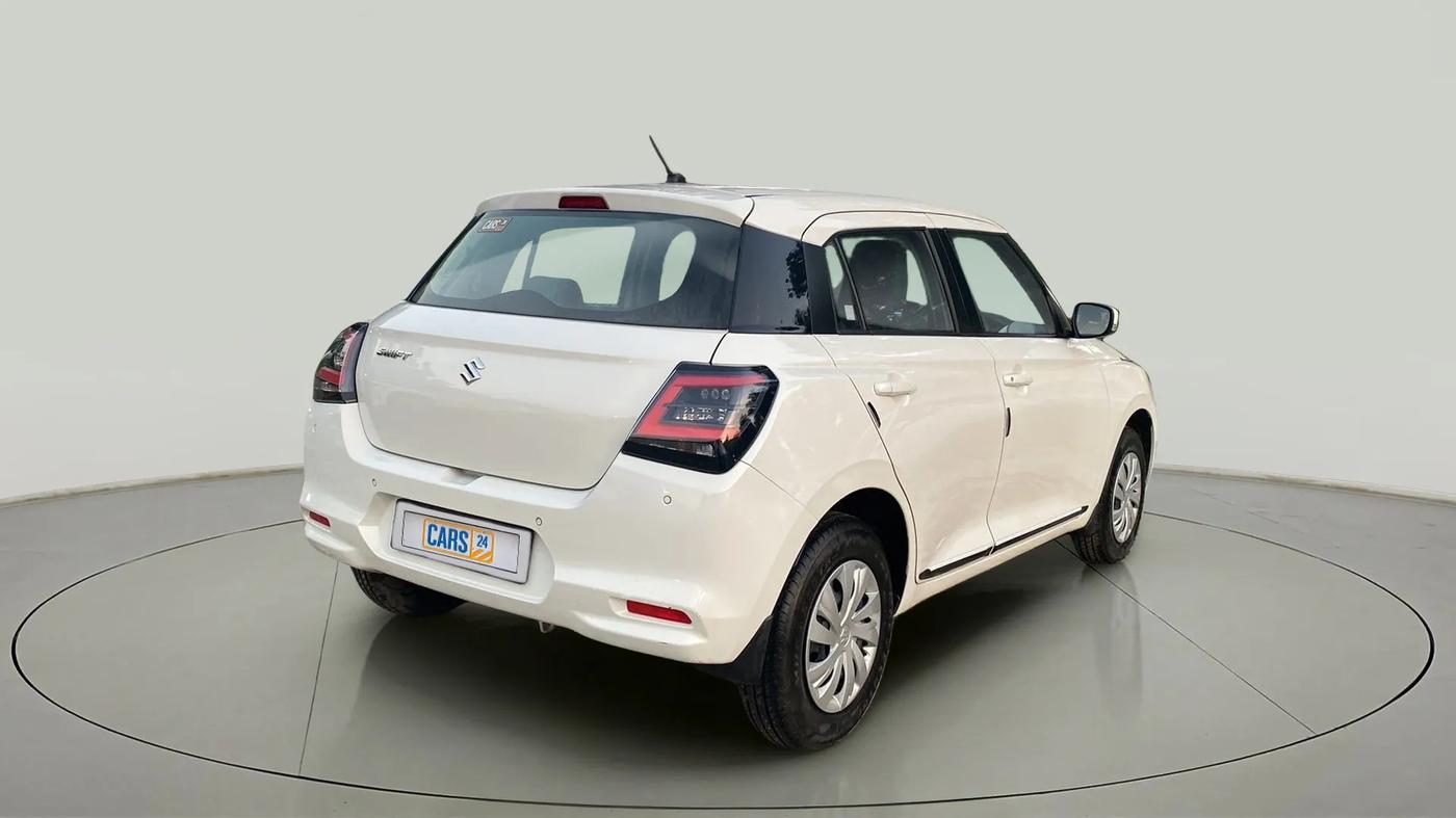 2024 Maruti Swift VXi AMT, Petrol, Automatic, 2,492 km, Right Back Diagonal