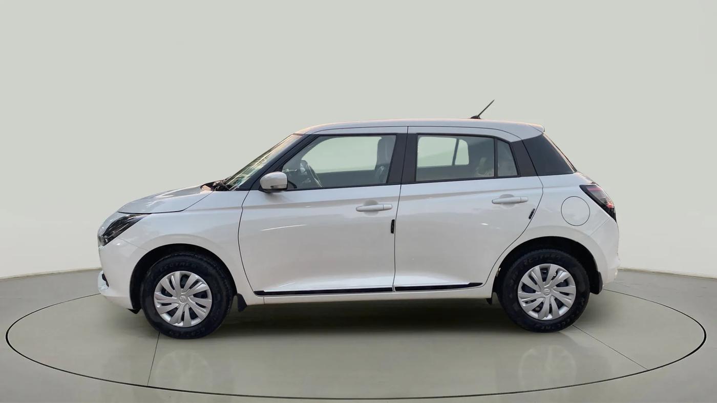 2024 Maruti Swift VXi AMT, Petrol, Automatic, 2,492 km, Left Side