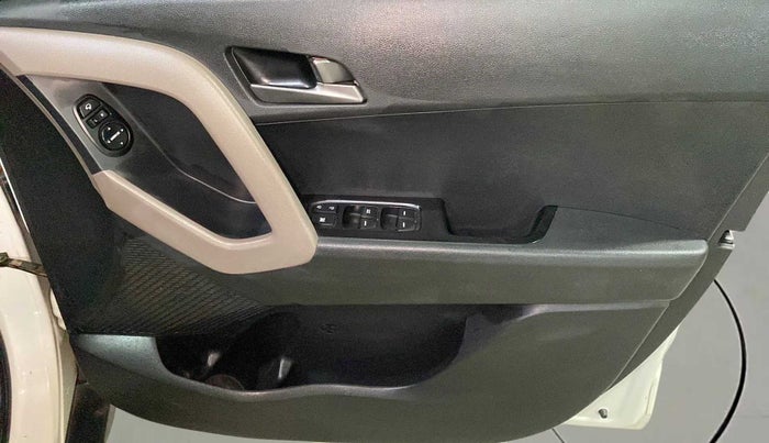 2017 Hyundai Creta SX PLUS AT 1.6 PETROL, Petrol, Automatic, 39,018 km, Driver Side Door Panels Control